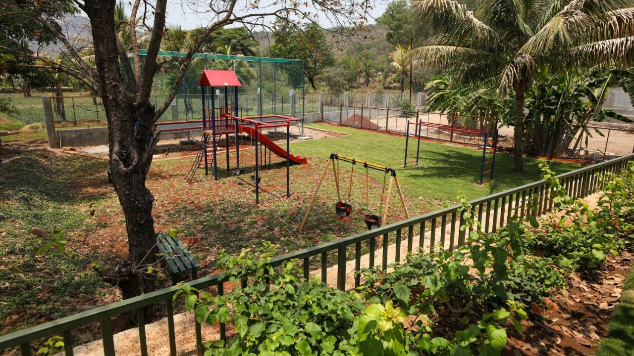 Golden Fields Resort Mulshi Esterno foto