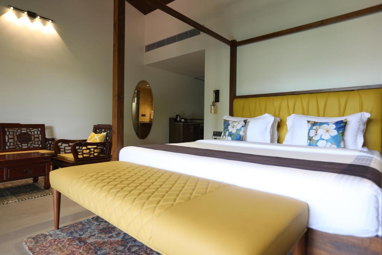 Golden Fields Resort Mulshi Esterno foto