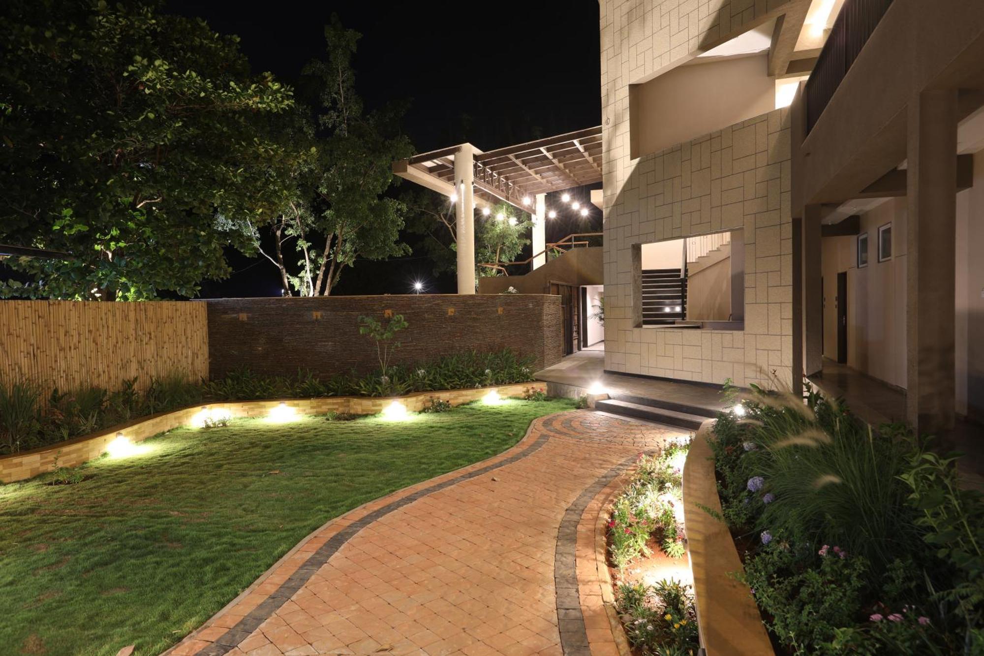 Golden Fields Resort Mulshi Esterno foto